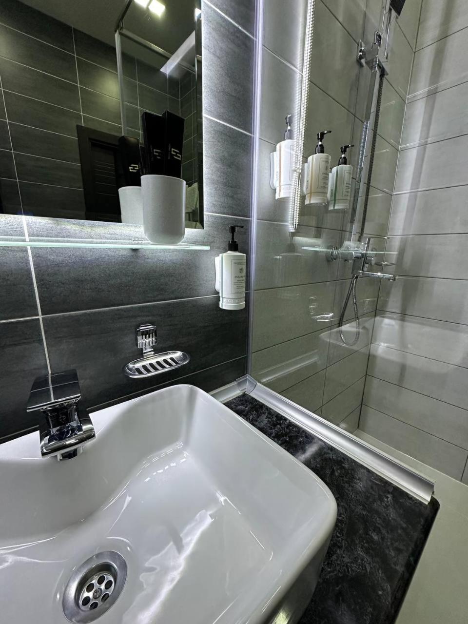 Home Boutique Hotel Tashkent Esterno foto